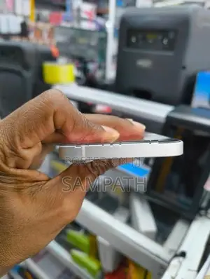 Apple iPhone 12 (Used)