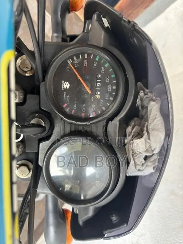 Bajaj CT100 2016