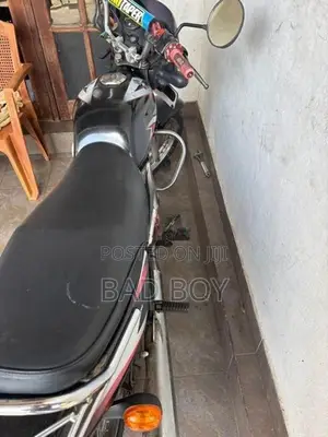 Bajaj CT100 2016