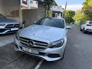 Mercedes Benz C350 2017