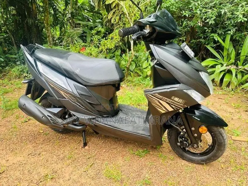 Yamaha RayZR Dark Night 2019