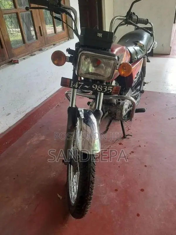 Bajaj 4s 1995
