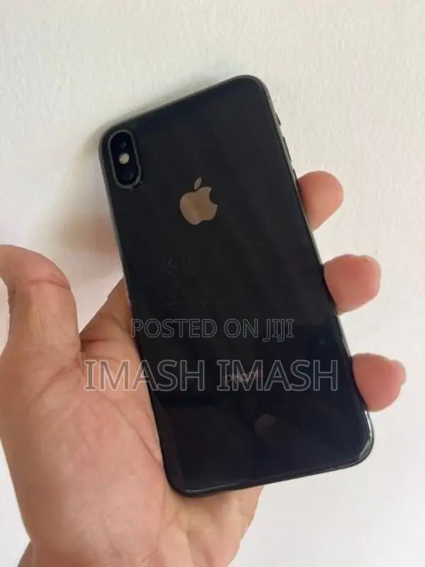 Apple iPhone XS (Used)