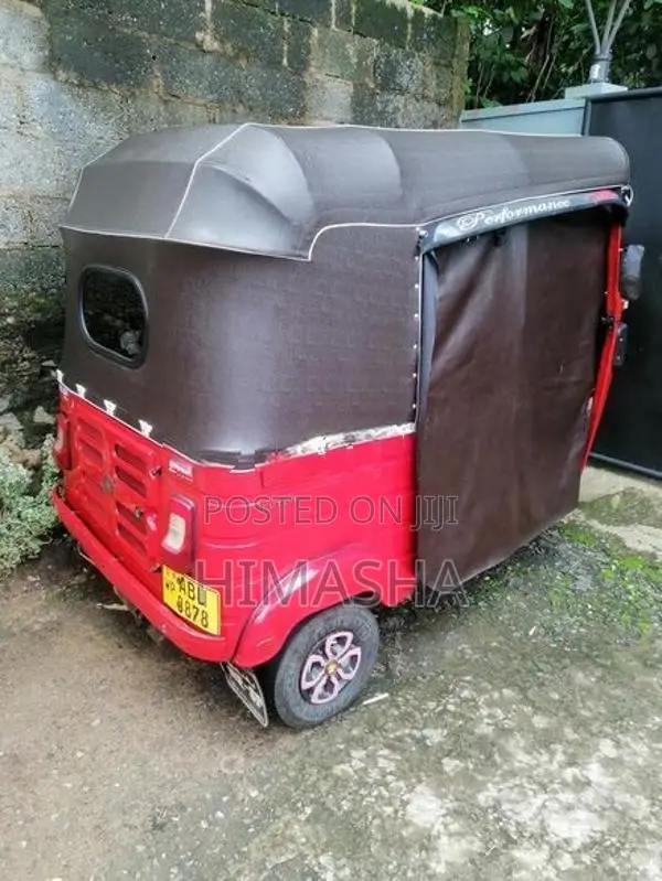 Bajaj RE 2020