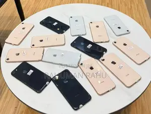 Apple iPhone 8 64GB (Used)