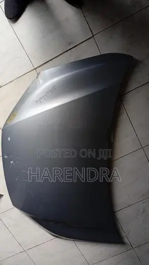 Honda Fit GP2 Shuttle Bonnet