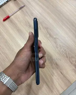 Samsung Galaxy S20FE (Used)