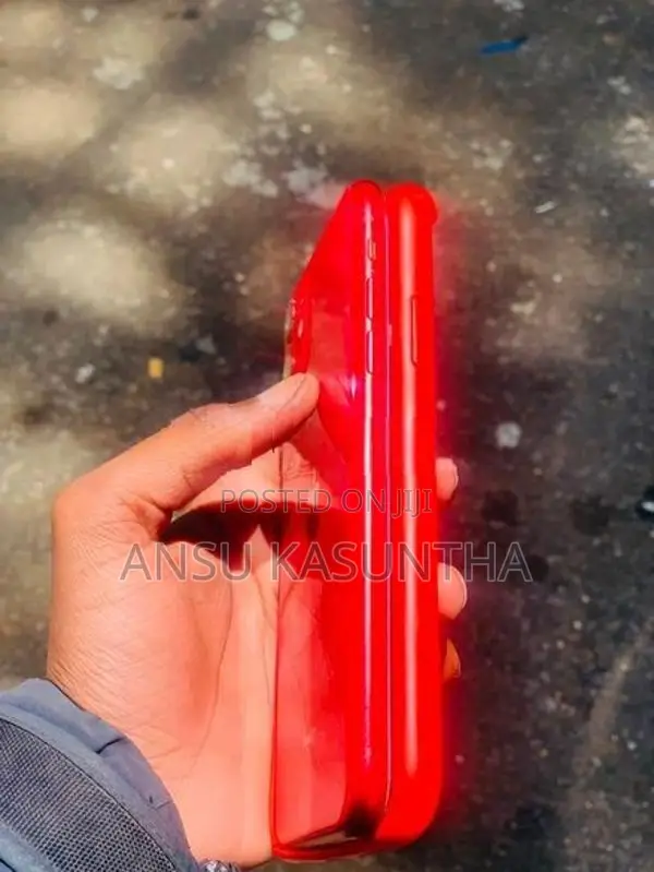 Apple iPhone 11 (Used)