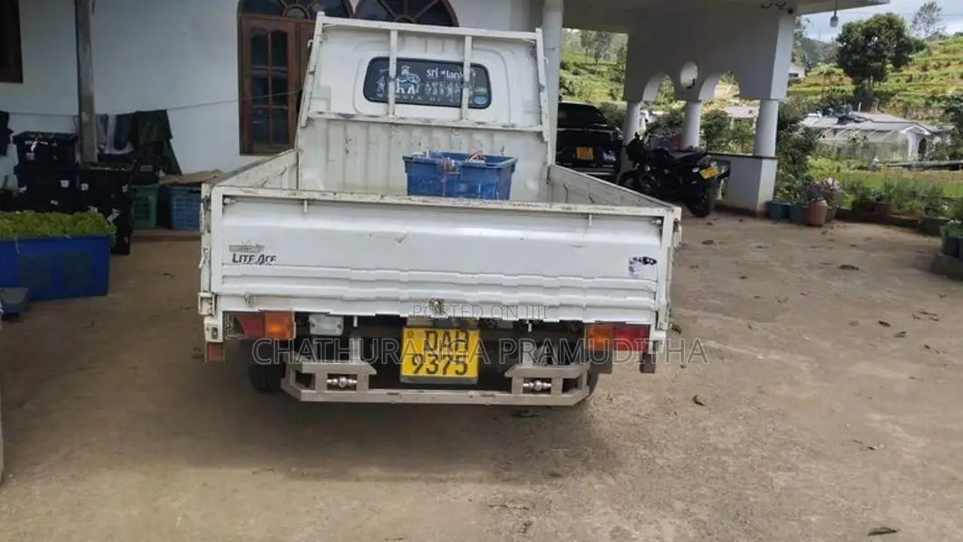Toyota Liteace 2016