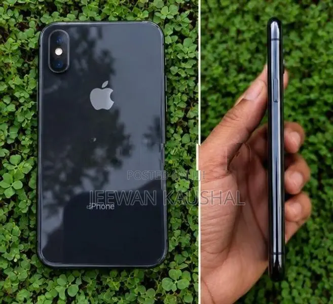 Apple iPhone X (Used)