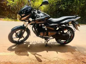 Bajaj Pulsar 150 2015