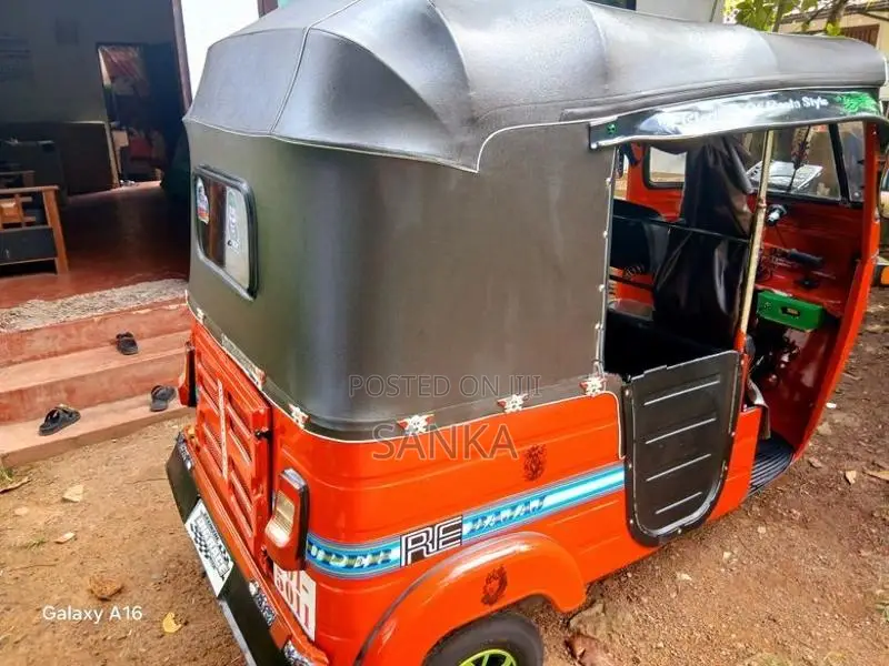Bajaj RE 1998