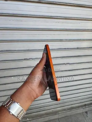 Black view Wave 8C (Used)