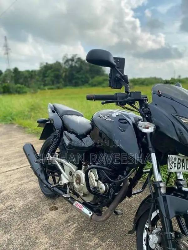 Bajaj Pulsar 180 2013