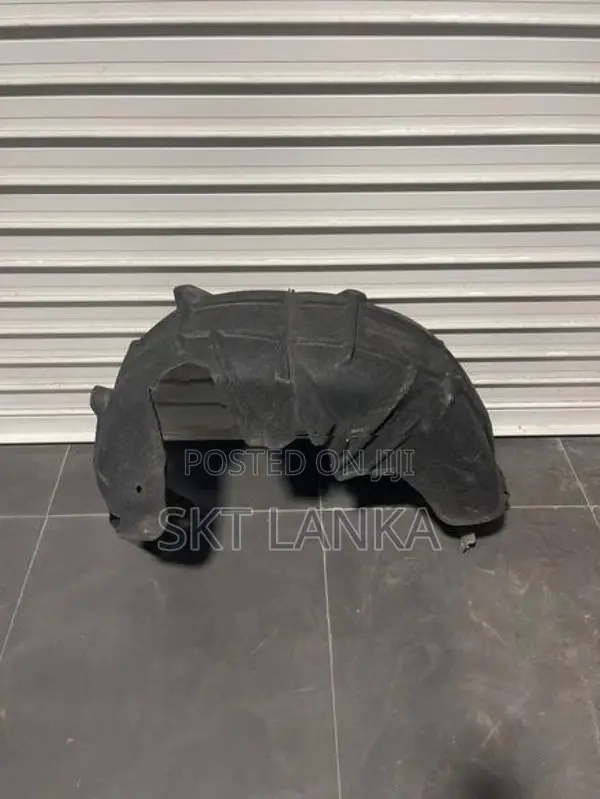 Genuine BMW X1 Passenger Rear Mud Liner F48 2019