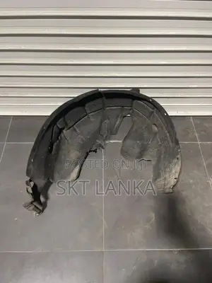 Genuine BMW X1 Passenger Rear Mud Liner F48 2019