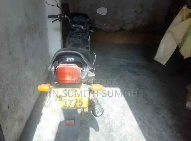 TVS Victor 2000