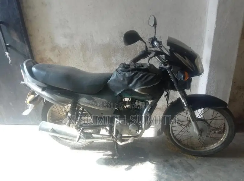 TVS Victor 2000