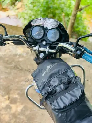 Bajaj CT100 2006