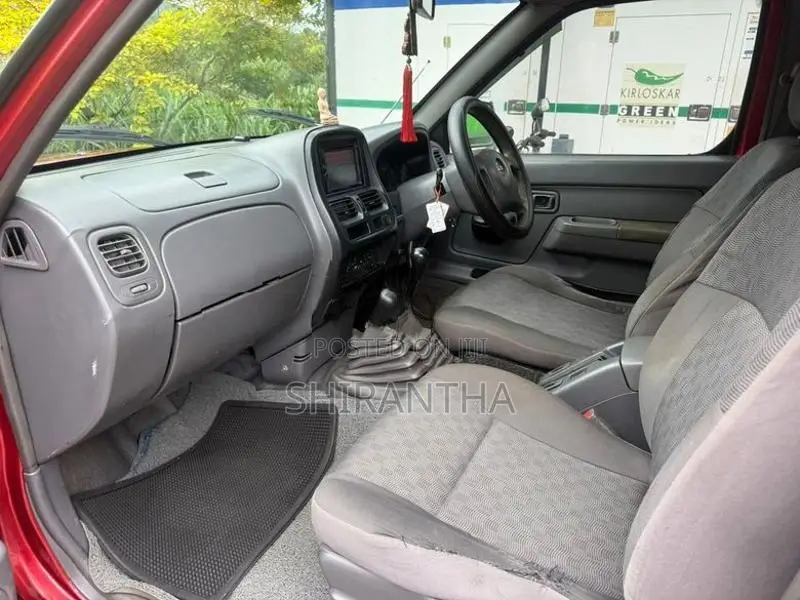 Nissan D22 Double cab 2008