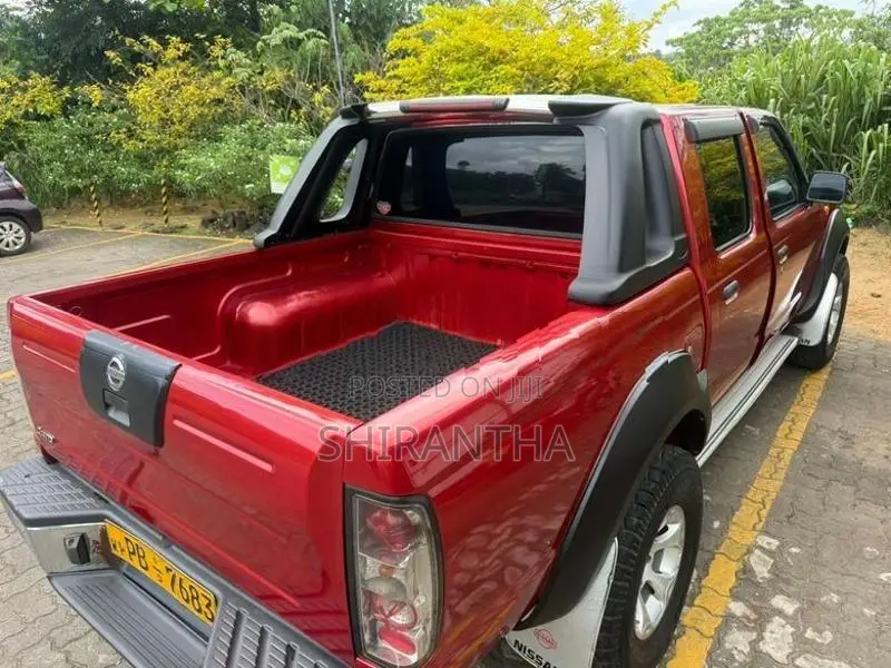Nissan D22 Double cab 2008