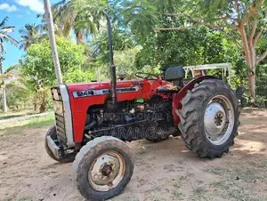 Massey Ferguson MF 1984