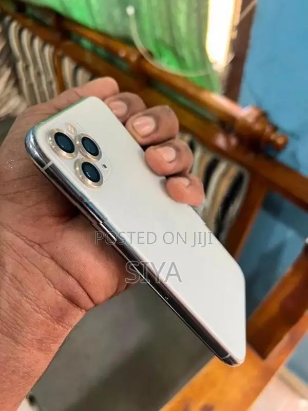Apple iPhone 11 Pro (Used)