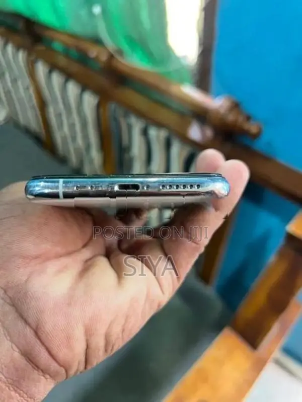 Apple iPhone 11 Pro (Used)