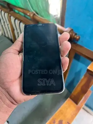 Apple iPhone 11 Pro (Used)