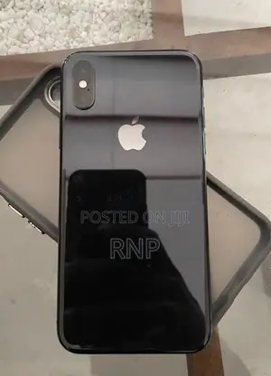 Apple iPhone XS (Used)