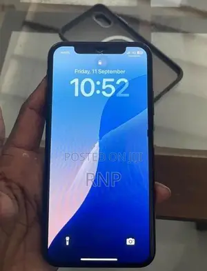 Apple iPhone XS (Used)