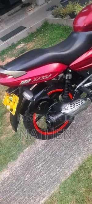 Bajaj Pulsar 180 UG2 2005