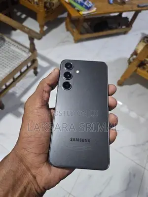 Samsung Galaxy S24 (Used)