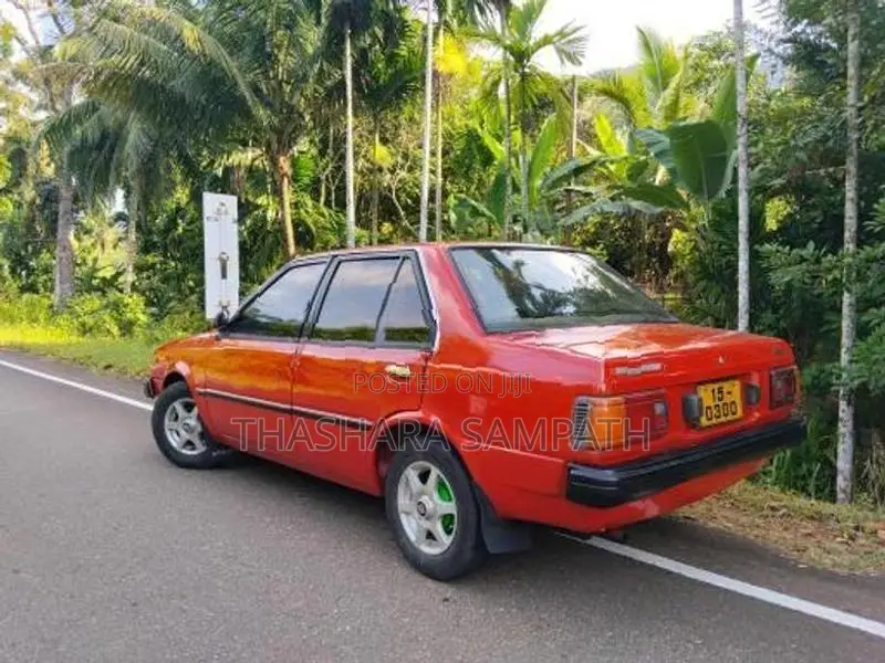Nissan B11 1983
