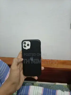 Apple iPhone X (Used)