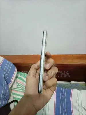 Apple iPhone X (Used)