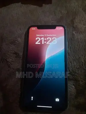 Apple iPhone 11 (Used)