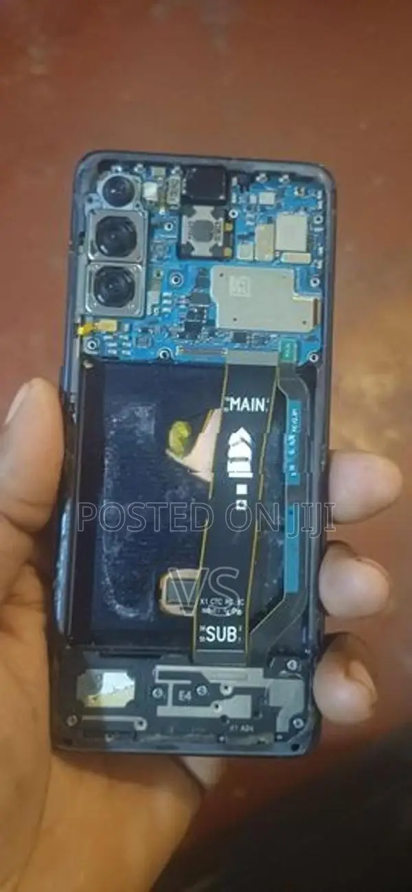 Samsung Galaxy S20 For Parts (Used)