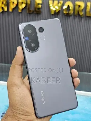 Vivo V60 8GB 128GB (Used)