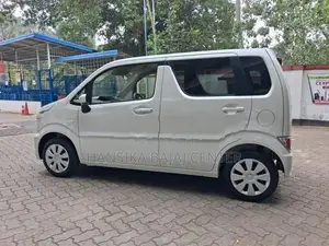 Suzuki Wagon R FX 2025