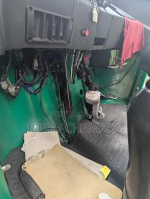Bajaj RE 2015