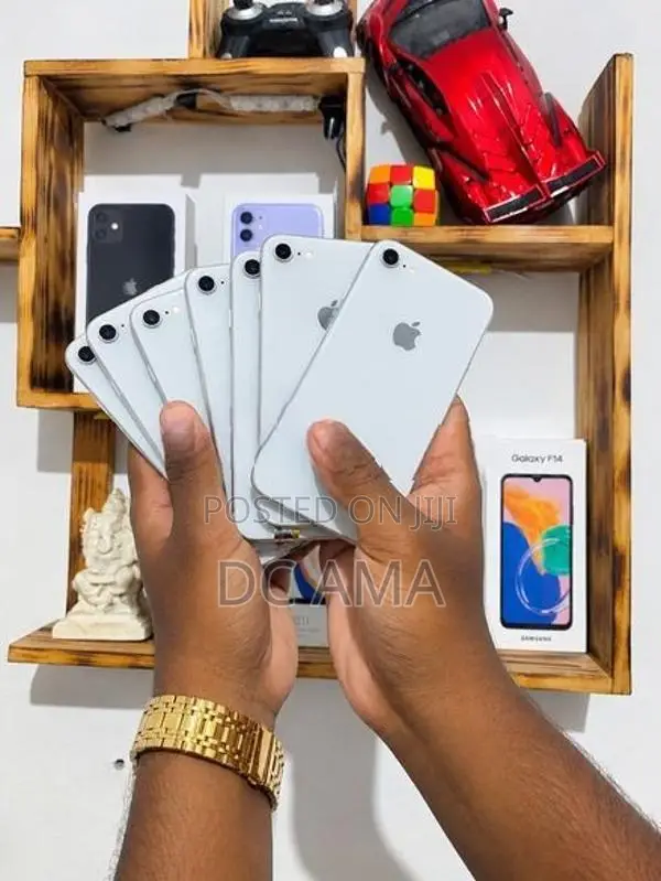 Apple iPhone 8 (Used)
