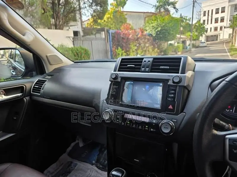 Toyota Land Cruiser Prado G FRONTIER 2017