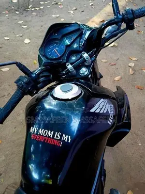 Honda CB Hornet 2015