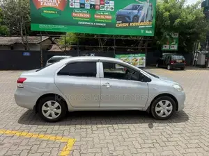 Toyota Yaris BRAND NEW 2009