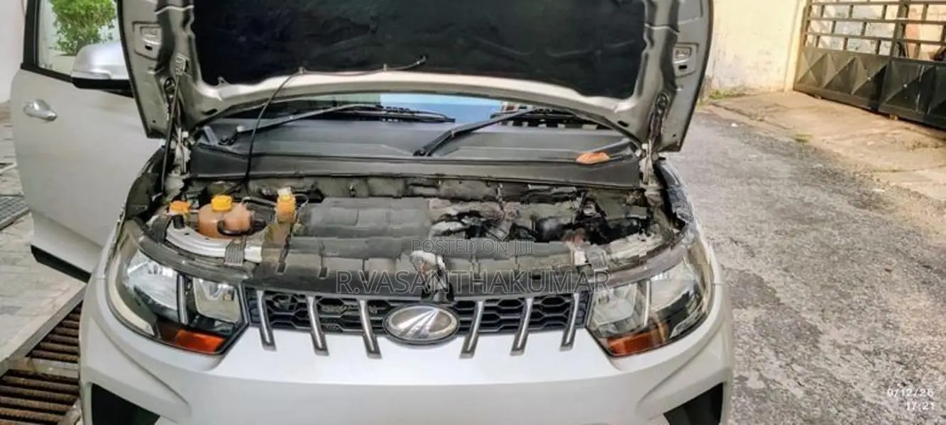 Mahindra KUV 100 2021