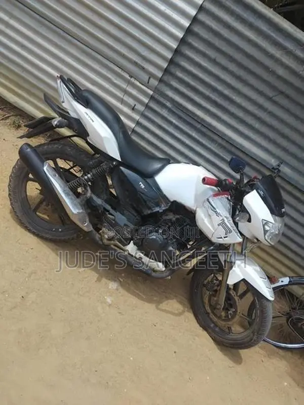 TVS Apache 2010