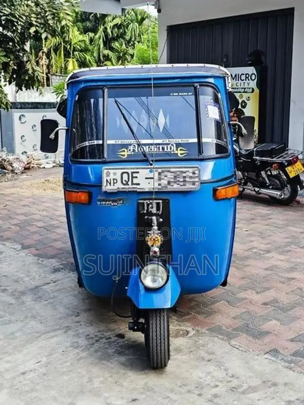 Bajaj RE 2006