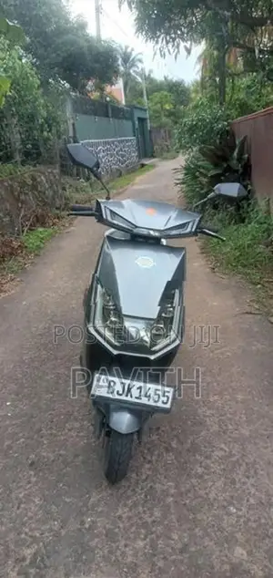 Yadea T5 2024