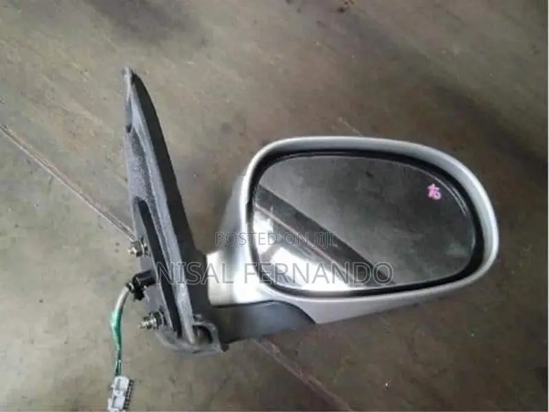 Nissan Sunny FB15 Side Mirror